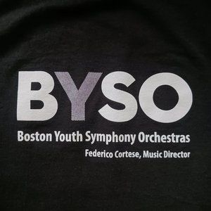 T Shirt Boston Youth Symphony Orchestra 10 Years of Opera Size M/L Medium/Large